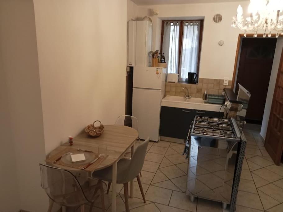 Perle Rare F1 De 43 M Quartier Historique. Διαμέρισμα Μουλέν Εξωτερικό φωτογραφία