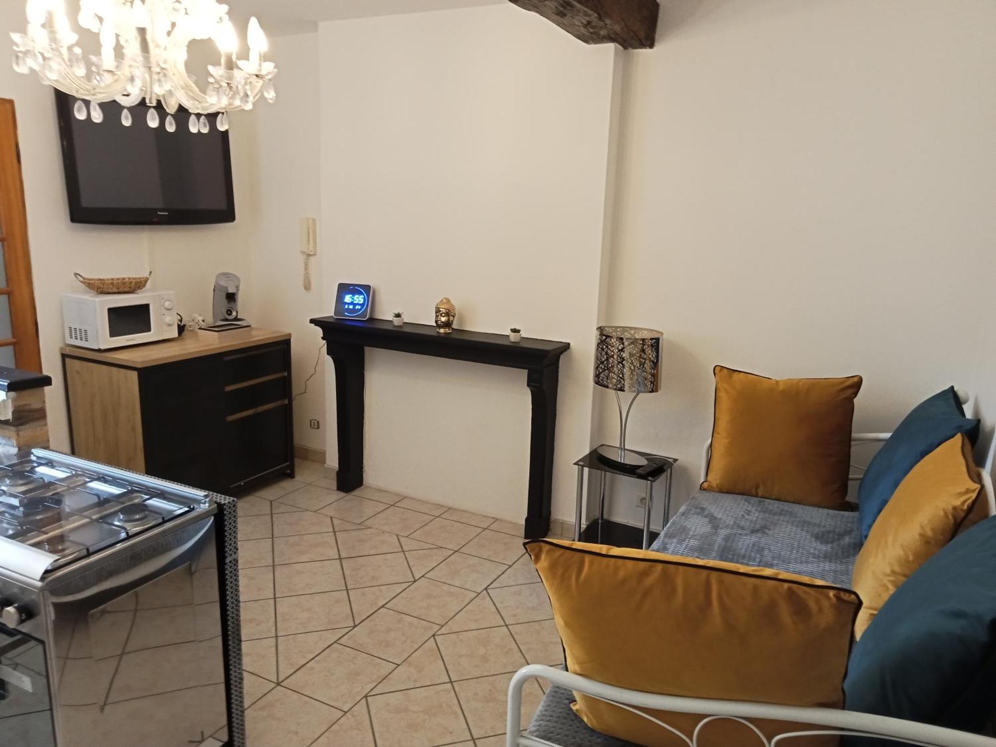 Perle Rare F1 De 43 M Quartier Historique. Διαμέρισμα Μουλέν Εξωτερικό φωτογραφία